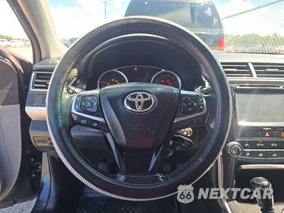 2016 Toyota Camry SE - zdjęcie 10 z 26 - miniatura