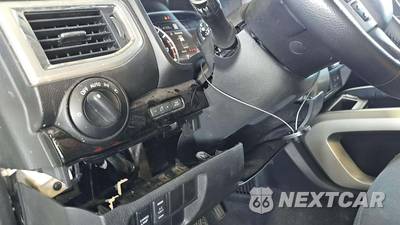 2021 Nissan TITAN SV Crew Cab Short Bed - zdjęcie 30 z 44 - miniatura