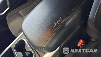 2021 Nissan TITAN SV Crew Cab Short Bed - zdjęcie 29 z 44 - miniatura