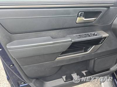 2023 Toyota Tundra Limited Crew Cab Short Bed - zdjęcie 9 z 27 - miniatura