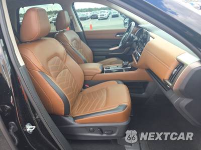 2023 Nissan Pathfinder Platinum - zdjęcie 8 z 25 - miniatura