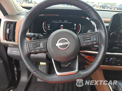 2023 Nissan Pathfinder Platinum - zdjęcie 10 z 25 - miniatura