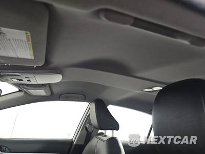 2023 Toyota Camry SE - zdjęcie 14 z 17 - miniatura