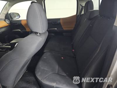 2019 Toyota Tacoma SR5 Crew Cab Medium Bed - zdjęcie 13 z 17 - miniatura