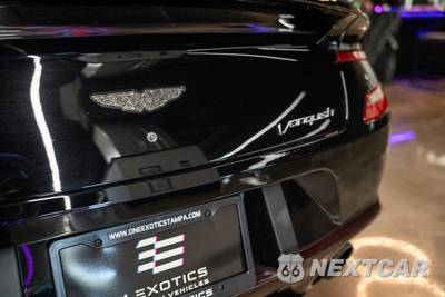 2015 Aston Martin Vanquish Coupe - zdjęcie 23 z 35 - miniatura