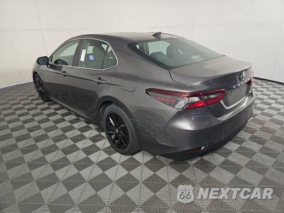 2024 Toyota Camry LE - zdjęcie 6 z 19 - miniatura