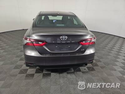 2024 Toyota Camry LE - zdjęcie 5 z 19 - miniatura