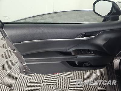 2024 Toyota Camry LE - zdjęcie 9 z 19 - miniatura