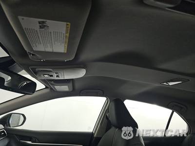 2024 Toyota Camry LE - zdjęcie 14 z 19 - miniatura