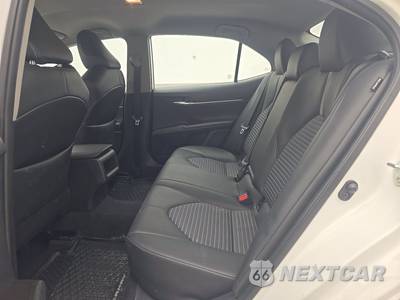2024 Toyota Camry SE - zdjęcie 13 z 33 - miniatura