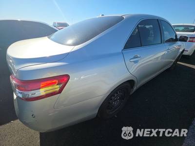 2010 Toyota Camry - zdjęcie 4 z 25 - miniatura