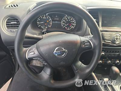 2018 Nissan Pathfinder S - zdjęcie 10 z 19 - miniatura