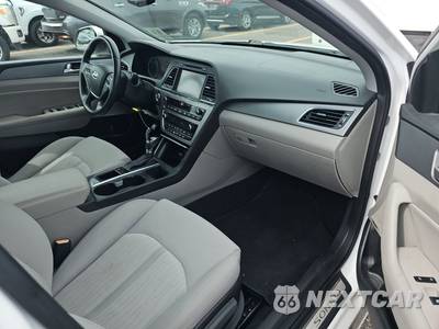 2017 Hyundai Sonata Plug-In Hybrid - zdjęcie 8 z 24 - miniatura
