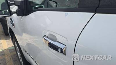 2017 Nissan TITAN XD SV Crew Cab Medium Bed - zdjęcie 25 z 26 - miniatura
