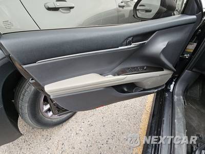 2023 Toyota Camry LE - zdjęcie 9 z 42 - miniatura