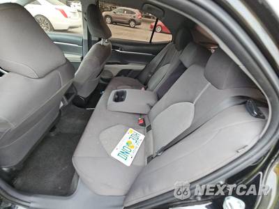 2023 Toyota Camry LE - zdjęcie 13 z 42 - miniatura