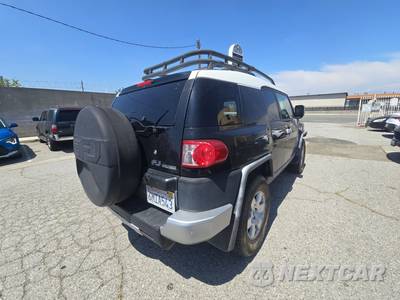 2010 Toyota FJ Cruiser w/Rear Doors - zdjęcie 4 z 27 - miniatura