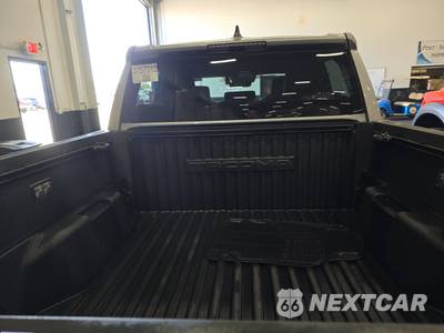 2025 Toyota Tacoma TRD Sport Crew Cab Medium Bed - zdjęcie 16 z 20 - miniatura