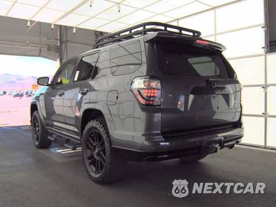 2019 Toyota 4Runner Limited Nightshade - zdjęcie 6 z 29 - miniatura