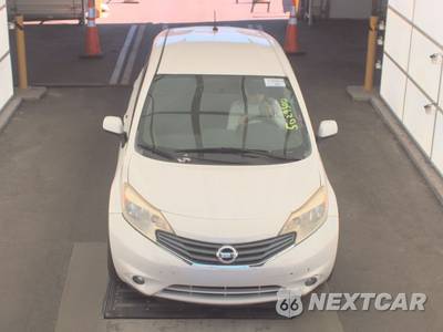 2014 Nissan Versa Note SV - zdjęcie 2 z 40 - miniatura