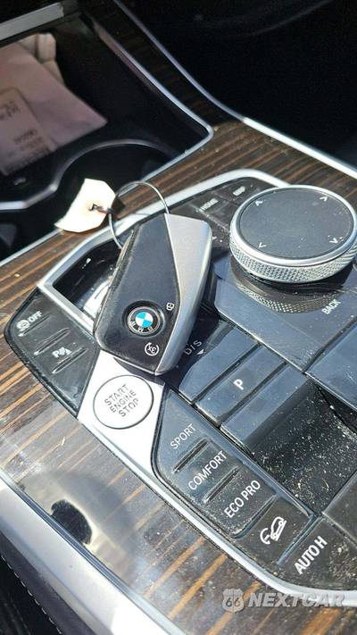 2026 BMW X7 xDrive40i - zdjęcie 19 z 22 - miniatura