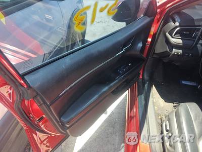 2019 Toyota Camry XSE - zdjęcie 9 z 34 - miniatura