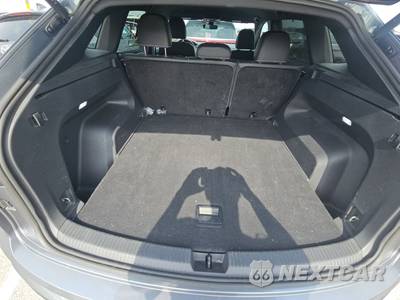 2025 Volkswagen Atlas Cross Sport 2.0T SE w/Technology - zdjęcie 16 z 19 - miniatura