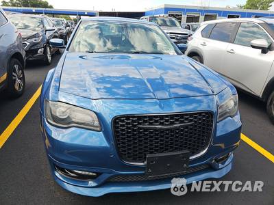 2021 Chrysler 300 Touring L - zdjęcie 2 z 18 - miniatura