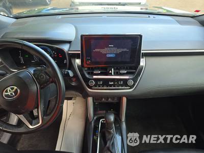 2024 Toyota Corolla Cross Hybrid XSE - zdjęcie 11 z 22 - miniatura