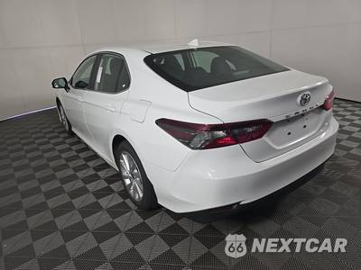 2024 Toyota Camry LE - zdjęcie 6 z 17 - miniatura
