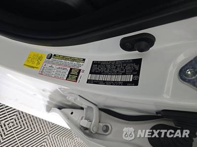 2024 Toyota Camry LE - zdjęcie 15 z 17 - miniatura