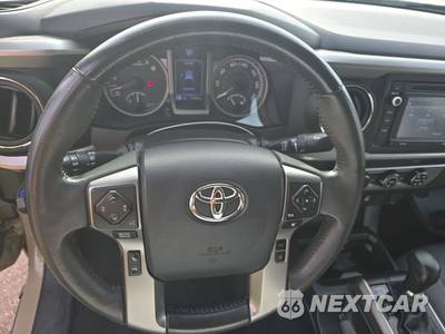 2019 Toyota Tacoma SR5 Crew Cab Medium Bed - zdjęcie 10 z 26 - miniatura