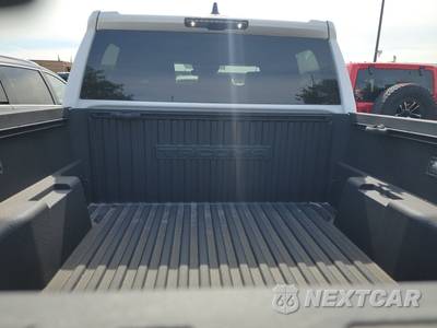 2025 Toyota Tacoma TRD Off-Road Crew Cab Medium Bed - zdjęcie 16 z 22 - miniatura