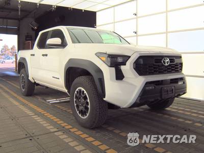 2025 Toyota Tacoma TRD Off-Road Crew Cab Medium Bed - zdjęcie 3 z 22 - miniatura