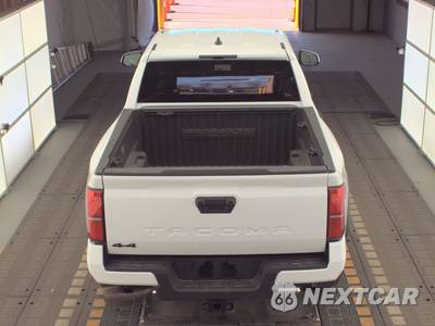 2025 Toyota Tacoma TRD Off-Road Crew Cab Medium Bed - zdjęcie 5 z 22 - miniatura