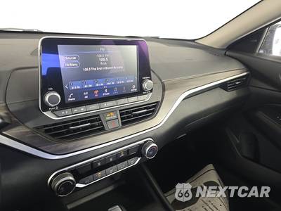 2025 Nissan Altima SV - zdjęcie 11 z 17 - miniatura