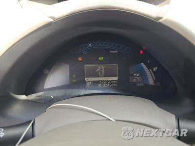 2011 Nissan LEAF SL - zdjęcie 12 z 31 - miniatura