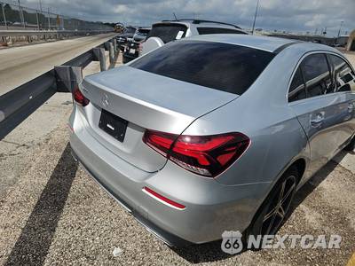 2022 Mercedes-Benz A 220 - zdjęcie 4 z 22 - miniatura