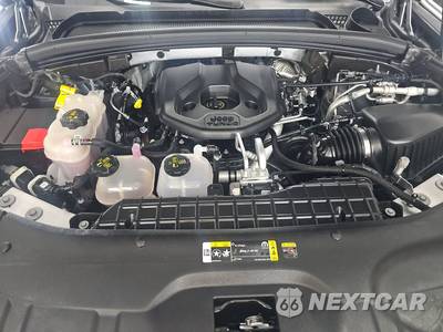 2025 Jeep Grand Cherokee 4xe - zdjęcie 15 z 23 - miniatura