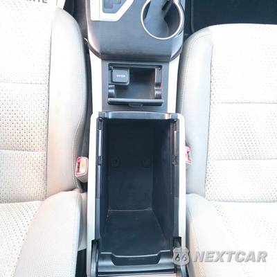 2015 Toyota Camry SE - zdjęcie 12 z 19 - miniatura
