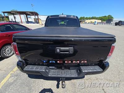 2020 Toyota Tacoma TRD Off-Road Crew Cab Medium Bed - zdjęcie 5 z 19 - miniatura