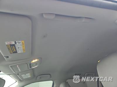 2023 Toyota Highlander LE - zdjęcie 18 z 24 - miniatura