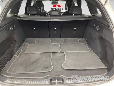2024 Mercedes-Benz GLC 300 4MATIC - zdjęcie 32 z 37 - miniatura