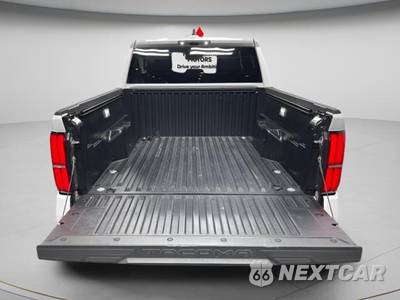 2025 Toyota Tacoma TRD Off-Road Crew Cab Medium Bed - zdjęcie 33 z 37 - miniatura