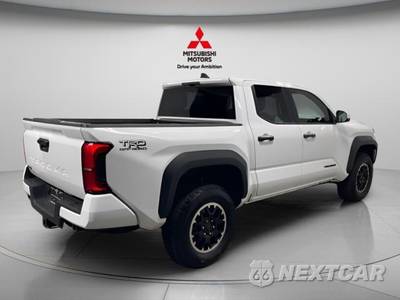 2025 Toyota Tacoma TRD Off-Road Crew Cab Medium Bed - zdjęcie 3 z 37 - miniatura