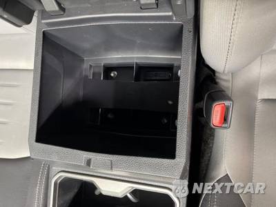 2025 Toyota Tacoma TRD Off-Road Crew Cab Medium Bed - zdjęcie 12 z 37 - miniatura