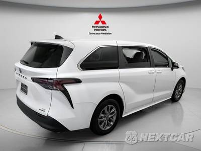 2024 Toyota Sienna LE 8-Passenger 120.5" WB - zdjęcie 7 z 44 - miniatura
