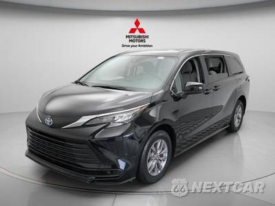 2024 Toyota Sienna LE 8-Passenger 120.5" WB - zdjęcie 3 z 44 - miniatura
