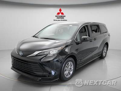 2024 Toyota Sienna LE 8-Passenger 120.5" WB - zdjęcie 2 z 44 - miniatura