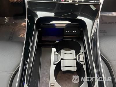 2025 Mercedes-Benz C 300 4MATIC - zdjęcie 15 z 45 - miniatura